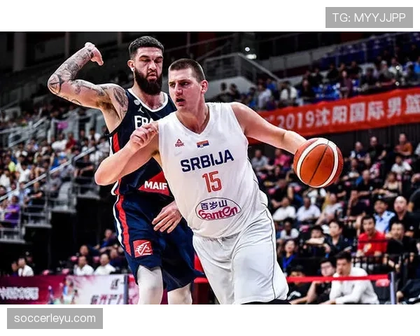 深度解析：国际篮联FIBA与美国NBA规则的核心差异与实战影响